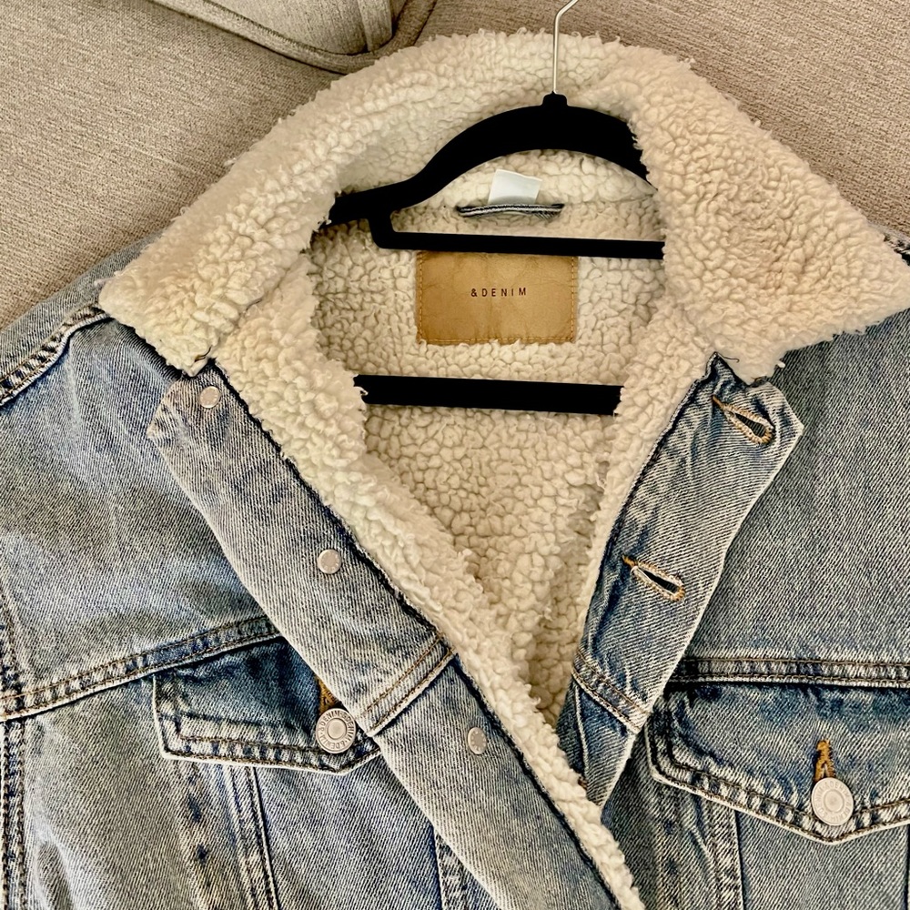 Oversized Shearling Lined Denim Jacket - Open To … - image 2